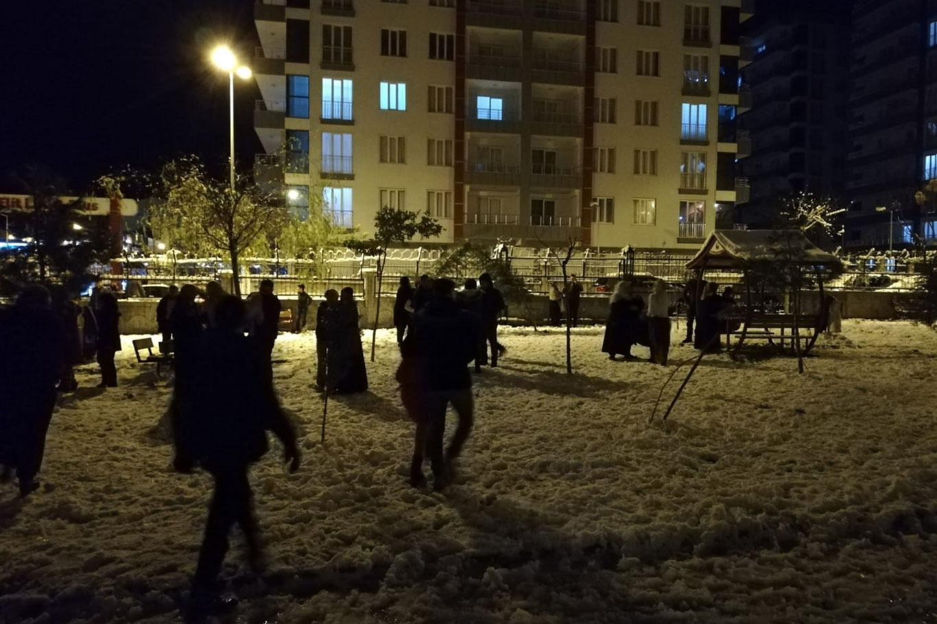 Siirt halkı depremde yaşadıkları panik anlarını anlattı